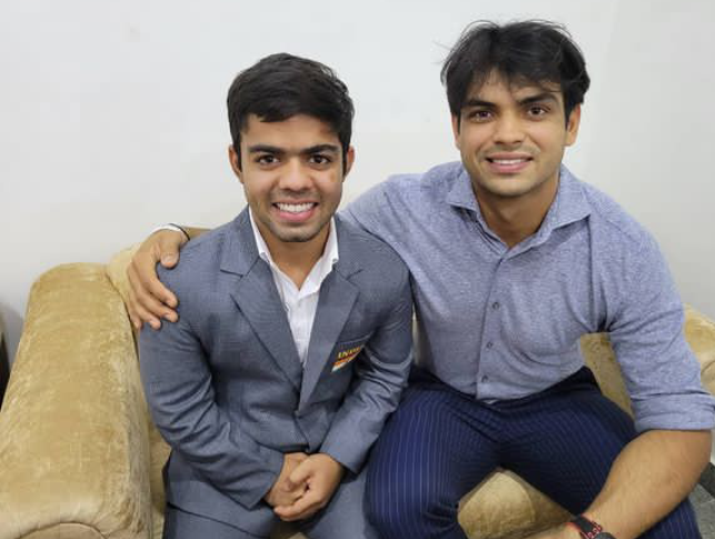 Nvadeep Singh with neeraj chopra